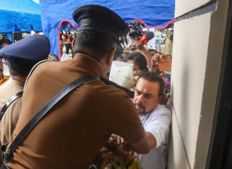 they-are-going-to-arrest-me-on-monday---wimal