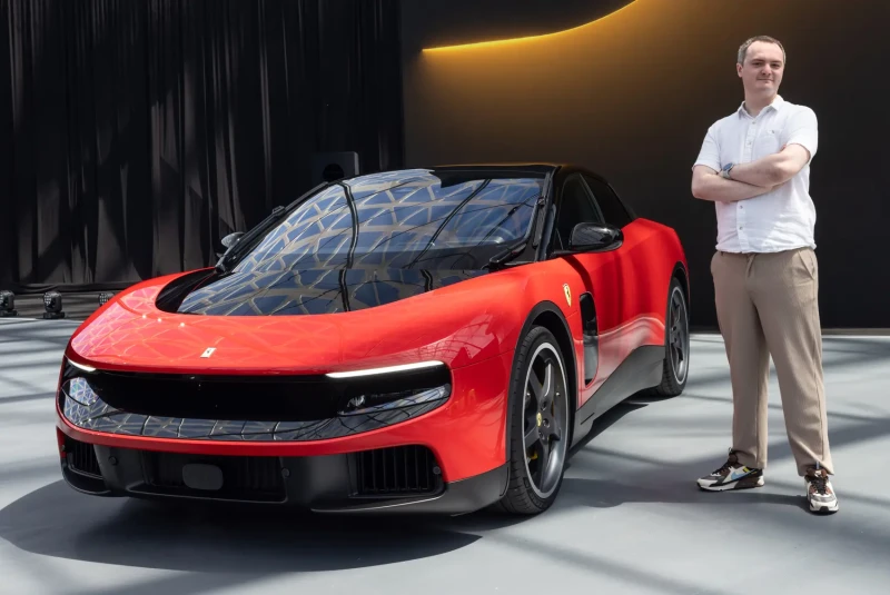 ferrari-unveils-its-first-electric-supercar