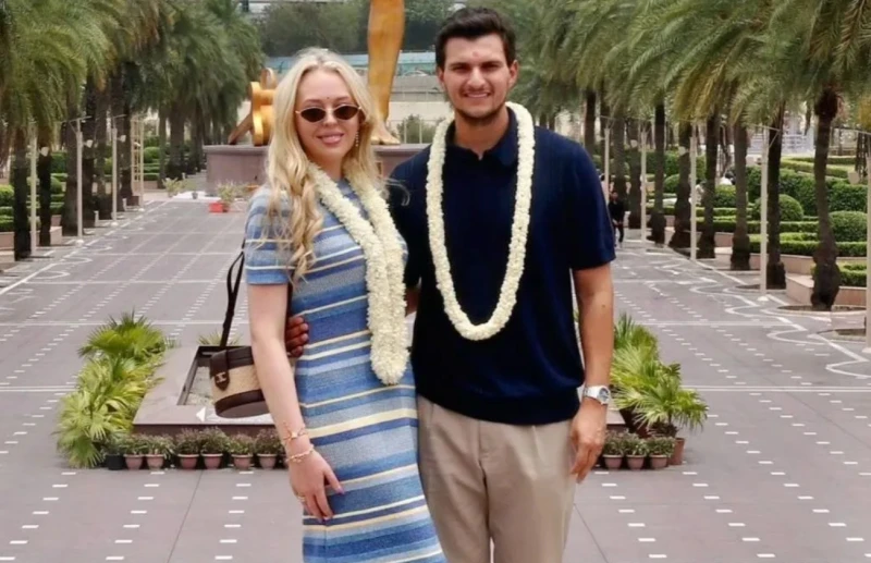 trumps-daughter-went-to-see-the-taj-mahal