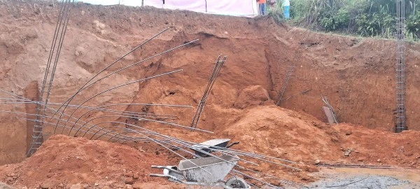 a-pastor-was-killed-when-an-earthen-mound-collapsed-during-the-expansion-of-a-christian-church-in-hatton