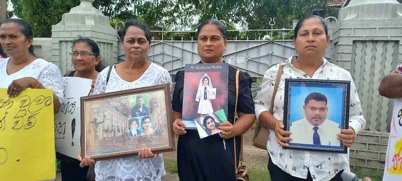 a-protest-from-the-families-of-the-easter-victims