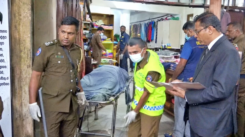 the-bodies-of-a-couple-who-died-mysteriously-were-found-in-a-building-in-bulathsinhala