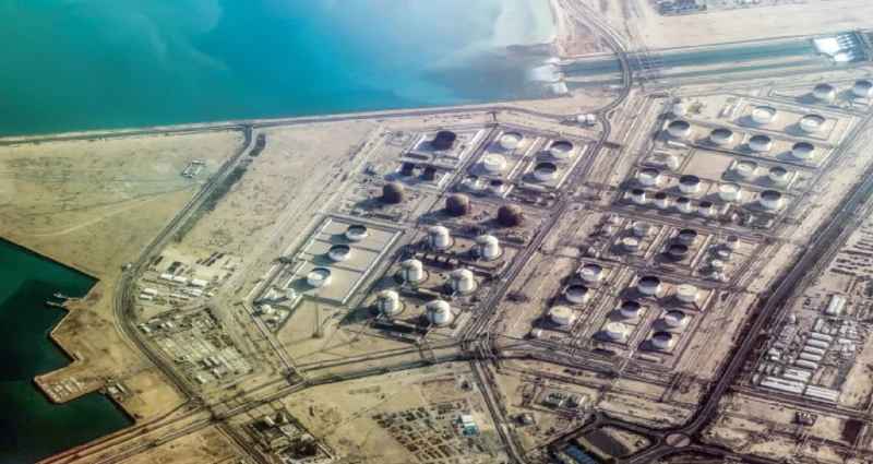 18-missing-in-an-explosion-at-the-worlds-largest-lng-complex-in-qatar