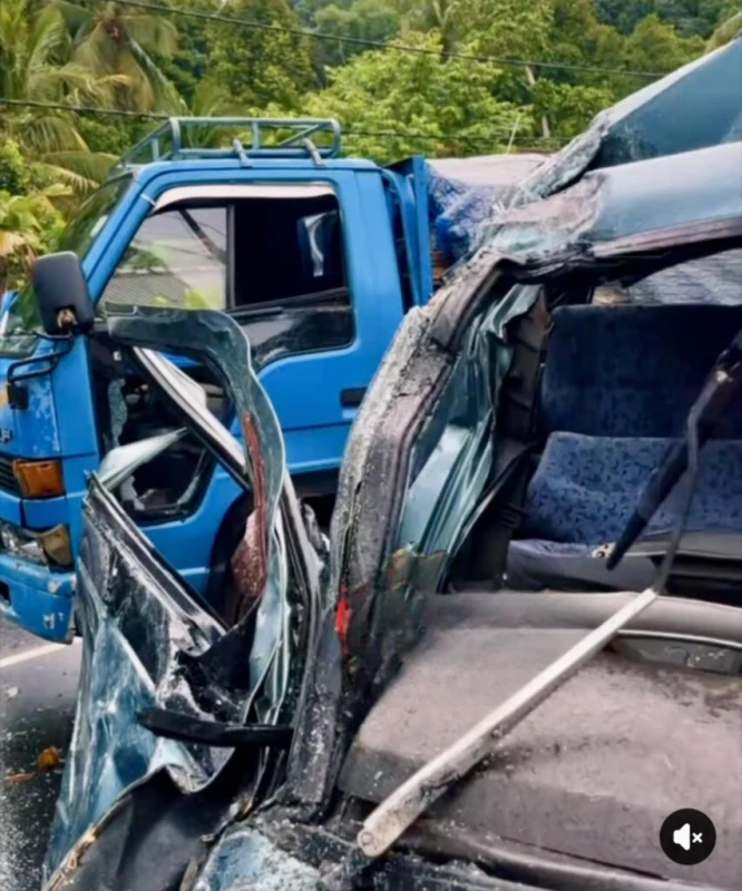 a-woman-died-in-kegalle-seven-vehicle-accident-photos