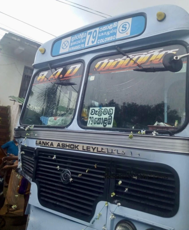 a-woman-died-in-kegalle-seven-vehicle-accident-photos