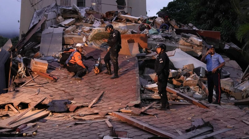 death-toll-from-75-earthquake-in-venezuela-predicted-to-exceed-100000
