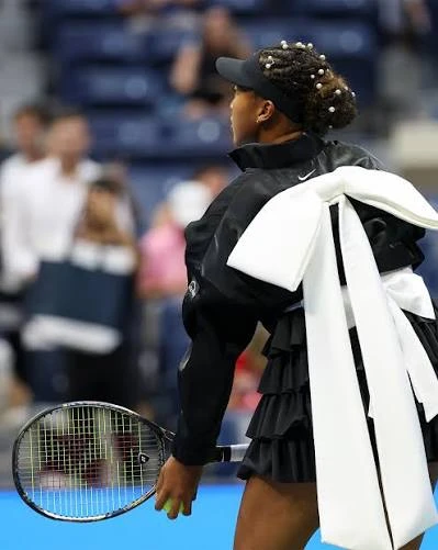 naomi-osaka-makes-a-wimbledon-tennis-fashion-tip
