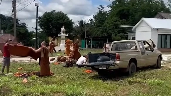 the-11-year-old-driver-who-ran-over-the-group-of-thai-monks-who-were-on-a-march-left-9-missing-cctv