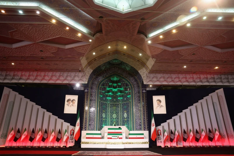 ayatollah-ali-khameneis-emotional-funeral