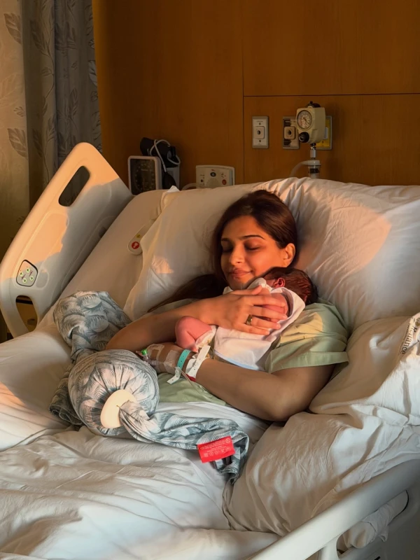 sonam-kapoor-has-announced-her-new-born-baby-for-the-first-time