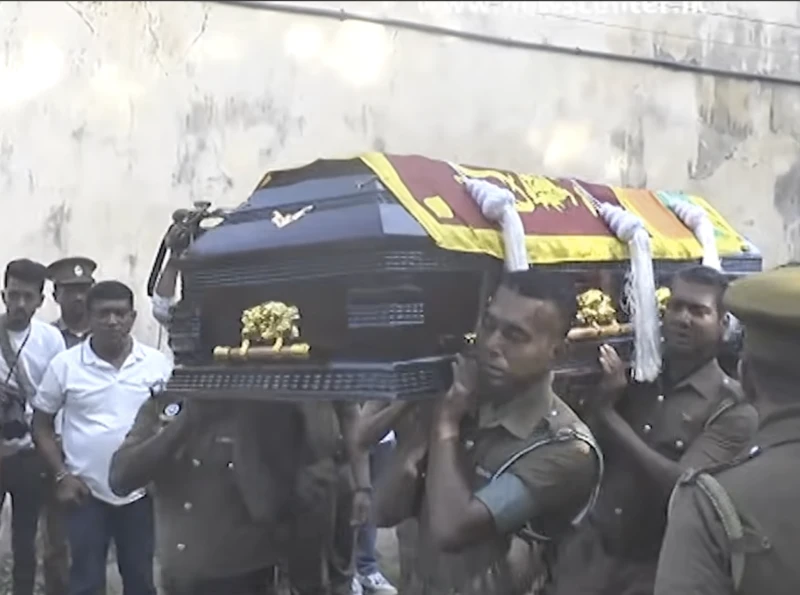 the-bodies-of-the-prison-officials-who-died-in-the-negombo-conflict-were-brought-to-welikada-photos