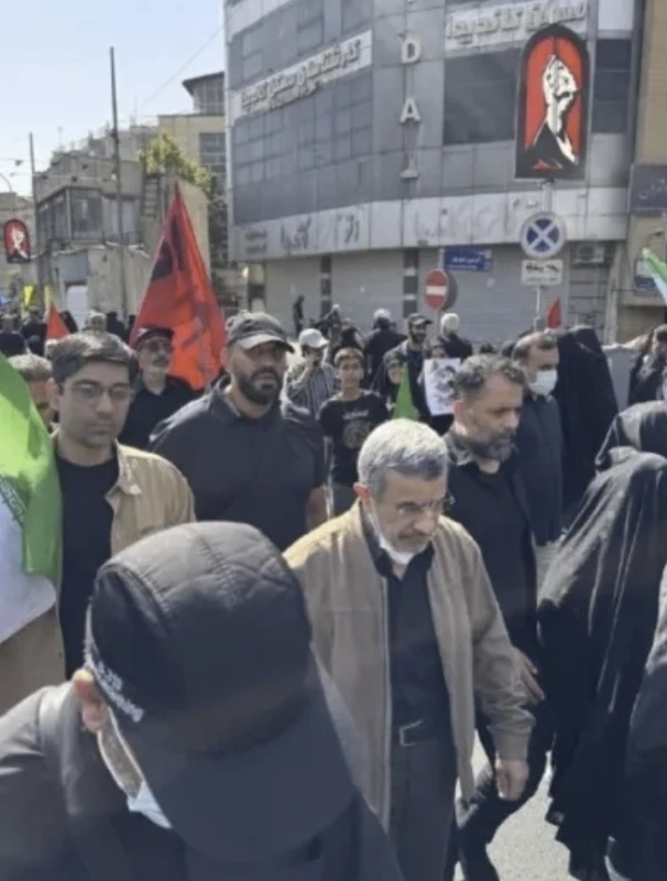 at-the-funeral-of-the-missing-iranian-former-president-khamenei