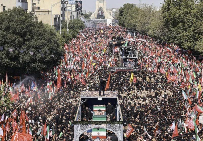 at-the-funeral-of-the-missing-iranian-former-president-khamenei