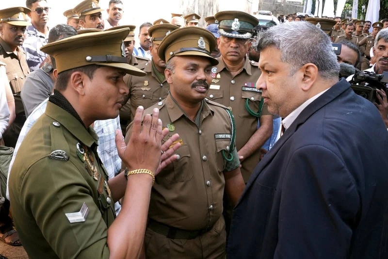 the-8th-official-also-died-yesterday---the-minister-also-cried-photos