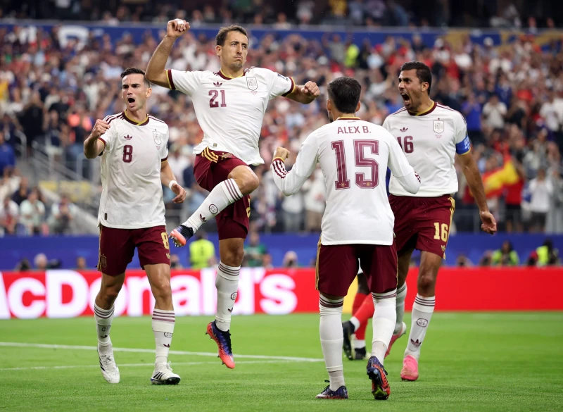 spain-beat-france-2-0-to-reach-the-final