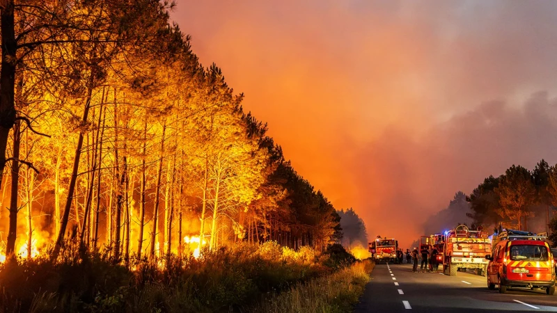 huge-fires-in-france-and-spain