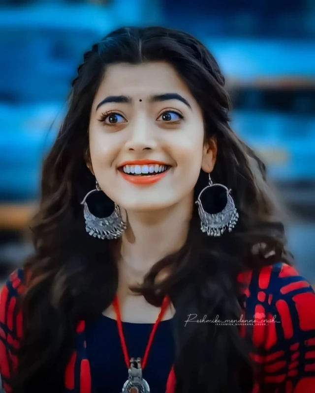 indian-actress-rashmika-mandanna-fractured-her-hip