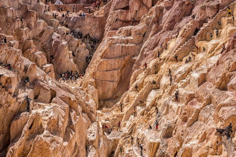 more-than-100-people-were-killed-in-a-gold-mine-collapse-in-central-africa