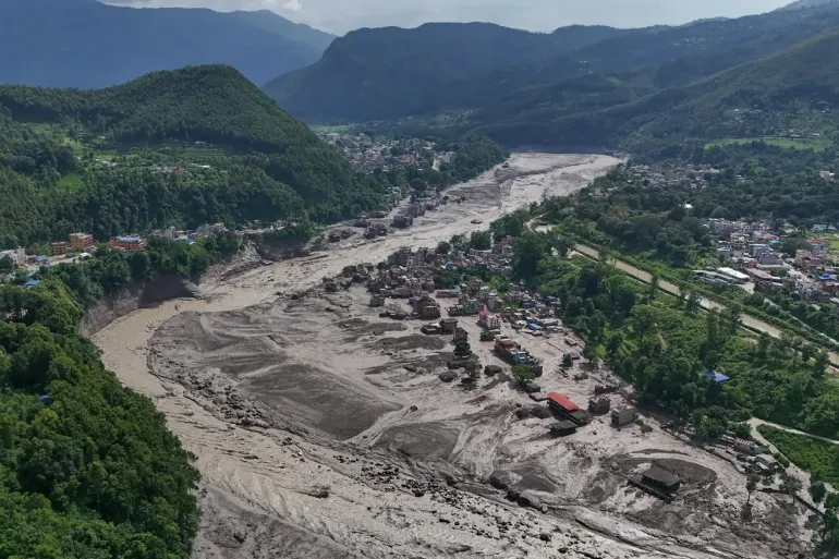 update-the-nepal-disaster-was-caused-by-the-collapse-of-the-snow-layers-due-to-the-earthquake