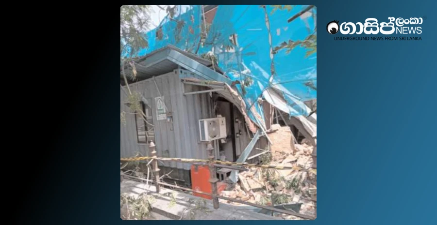 a-part-of-the-building-collapsed-and-the-work-of-the-colombo-district-court-was-suspended