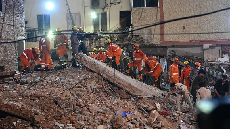 6-killed-as-university-hostel-building-collapses-in-new-delhi