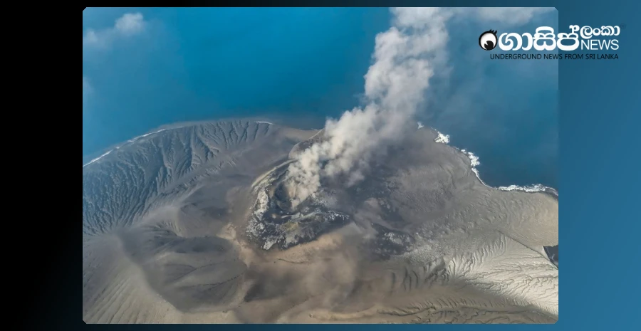 jakartas-main-airport-closed-due-to-volcanic-eruption