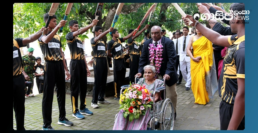 death-of-aravinda-de-silvas-mother