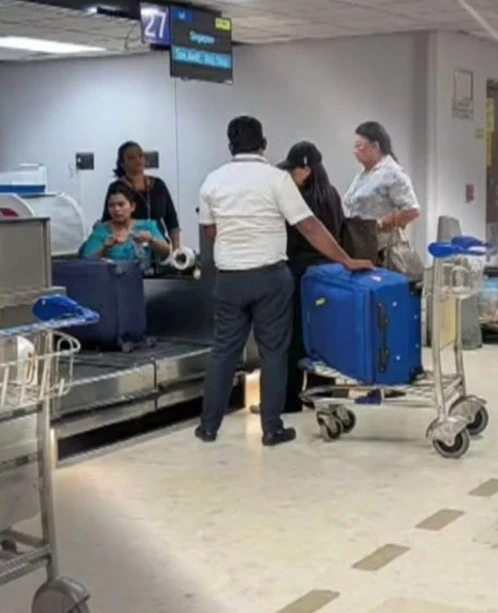 shiranthi-rajapaksa-admitted-to-mount-elizabeth-hospital