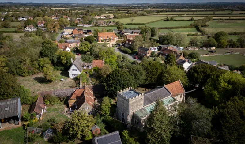 uk-village-inhabited-by-refugees-becomes-independent