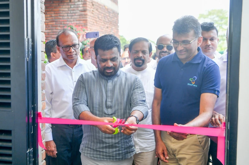dambullas-diya-janani-5-mw-floating-solar-power-plant-to-be-connected-to-the-national-grid