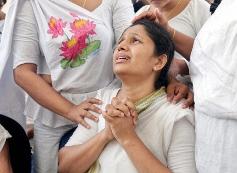sad-farewell-to-the-principal-of-the-dambulla-national-school-who-was-killed-by-a-reckless-driver
