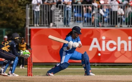 india-poses-a-strong-challenge-to-sri-lankan-womens-cricket-team-in-japan