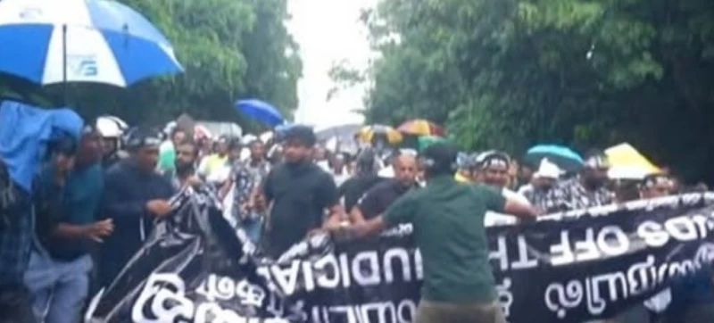 the-banner-has-changed-sides-and-a-wave-of-sjb-opposition-against-the-22nd-has-begun