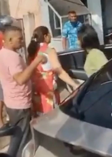 the-strange-drug-dealer-caught-in-pannala-who-pretends-to-be-going-on-a-trip-with-his-wife-and-daughter-sir-and-sells-drugs