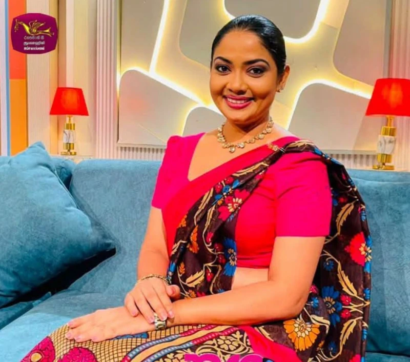 national-tv-presenter-nimesha-crowned-world-travel-married-queen