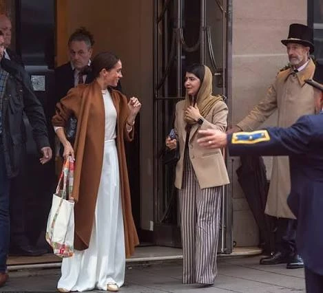 meghan-and-malala-at-a-private-tea-party-in-london