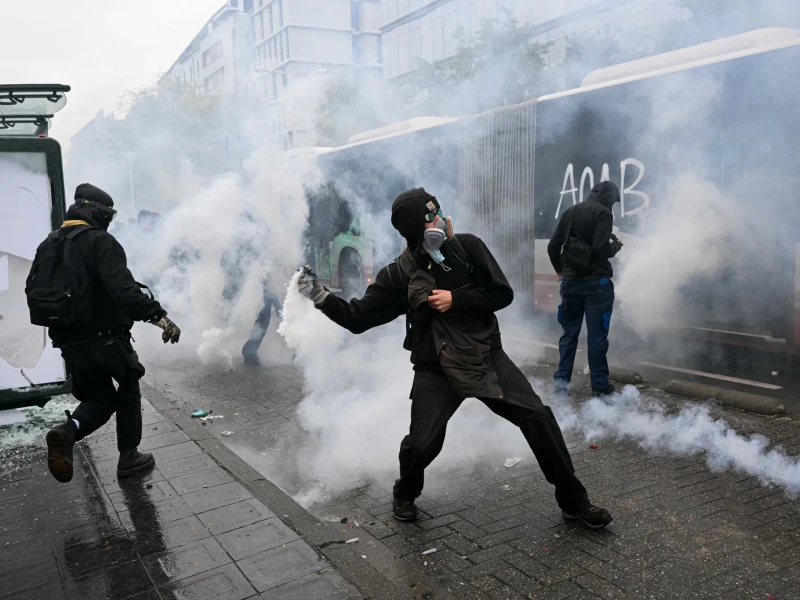 people-take-to-the-streets-in-france-italy-belgium-and-portugal-to-protest-the-high-cost-of-living-photos