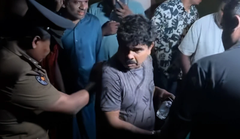 was-it-an-actor-who-came-to-viharamahadevi-garden-at-night-carrying-two-knives