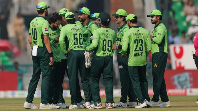 pakistan-defeats-sri-lanka-to-win-the-tri-series-final